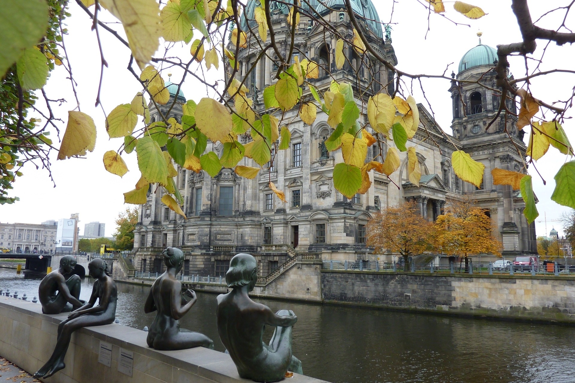 Die Museumsinsel in Berlin Die Museumsinsel in Berlin